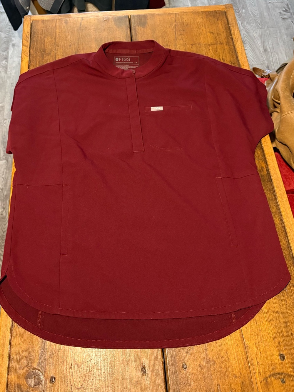Figs Women’s Burgundy Scrub Set